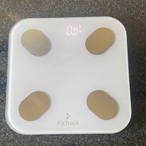 FitTrack Smart Scale - Picture 2 of 6